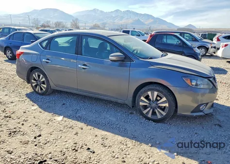 2016 Nissan Sentra S z USA, uszkodzony, nr VIN 3N1AB7AP8GY289702